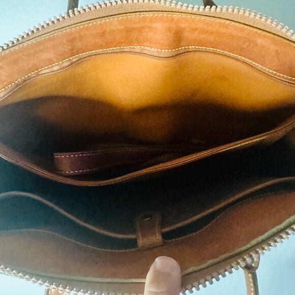 Vintage DOONEY & BOURKE 90s Black Tan Pebbled Leather Crossbody Strap Handbag - Picture 3 of 11